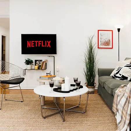 Chill Flow 110m2 With Balcony Old Town Renovated Apartment *